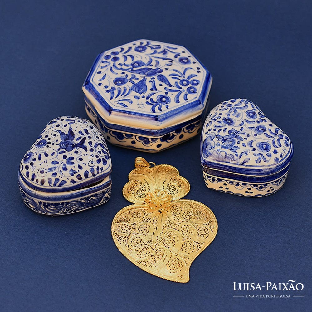 luisa-paix-o-coimbra-bo-te-c-ramique-octogonale-bleue-peinte-main image 5