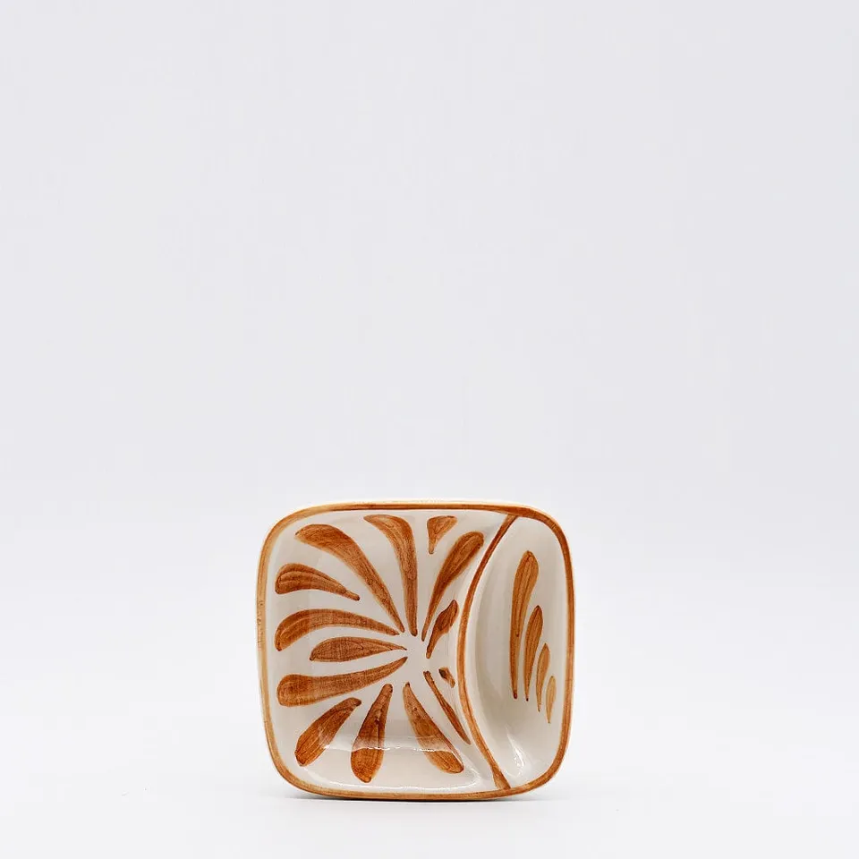 luisa-paix-o-andorinha-petite-assiette-olives-terracotta image 1