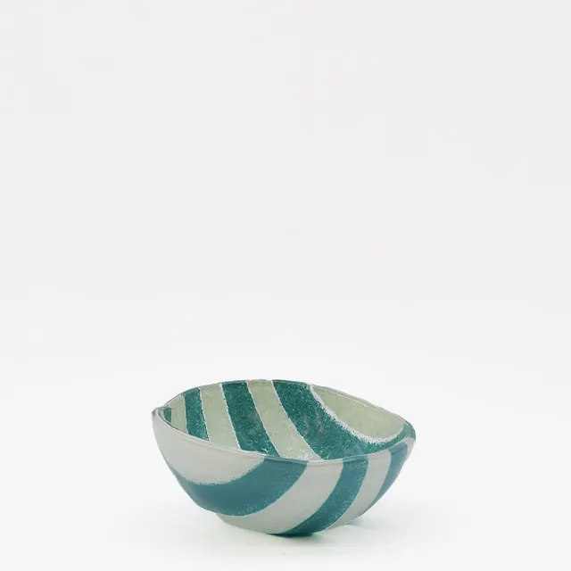 luisa-paix-o-marinha-grande-saladier-verre-turquoise-13-cm image 1