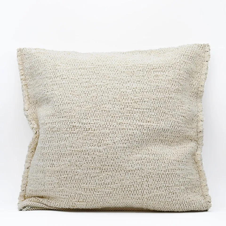 luisa-paix-o-linge-de-maison-du-portugal-housse-de-coussin-60x60-blanc-cass image 1