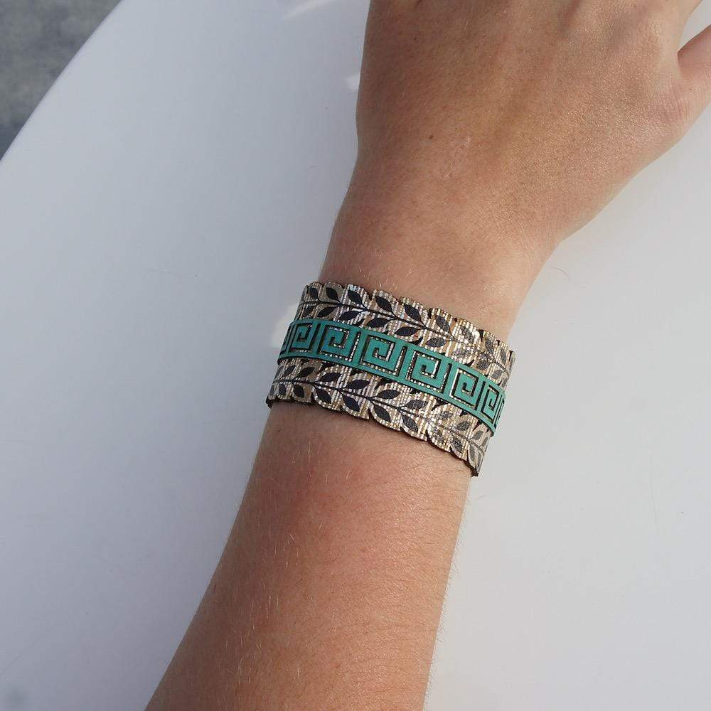 luisa-paix-o-bijoux-bracelet-manchette-li-ge-fermoir-aimant image 4