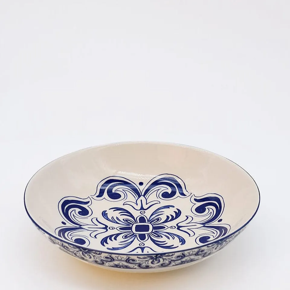 luisa-paix-o-floral-saladier-c-ramique-bleu-25-cm image 1
