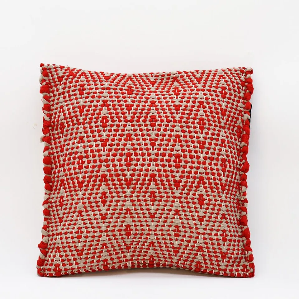 luisa-paix-o-housse-de-coussin-fibres-recycl-es-rouge-40x40cm image 1