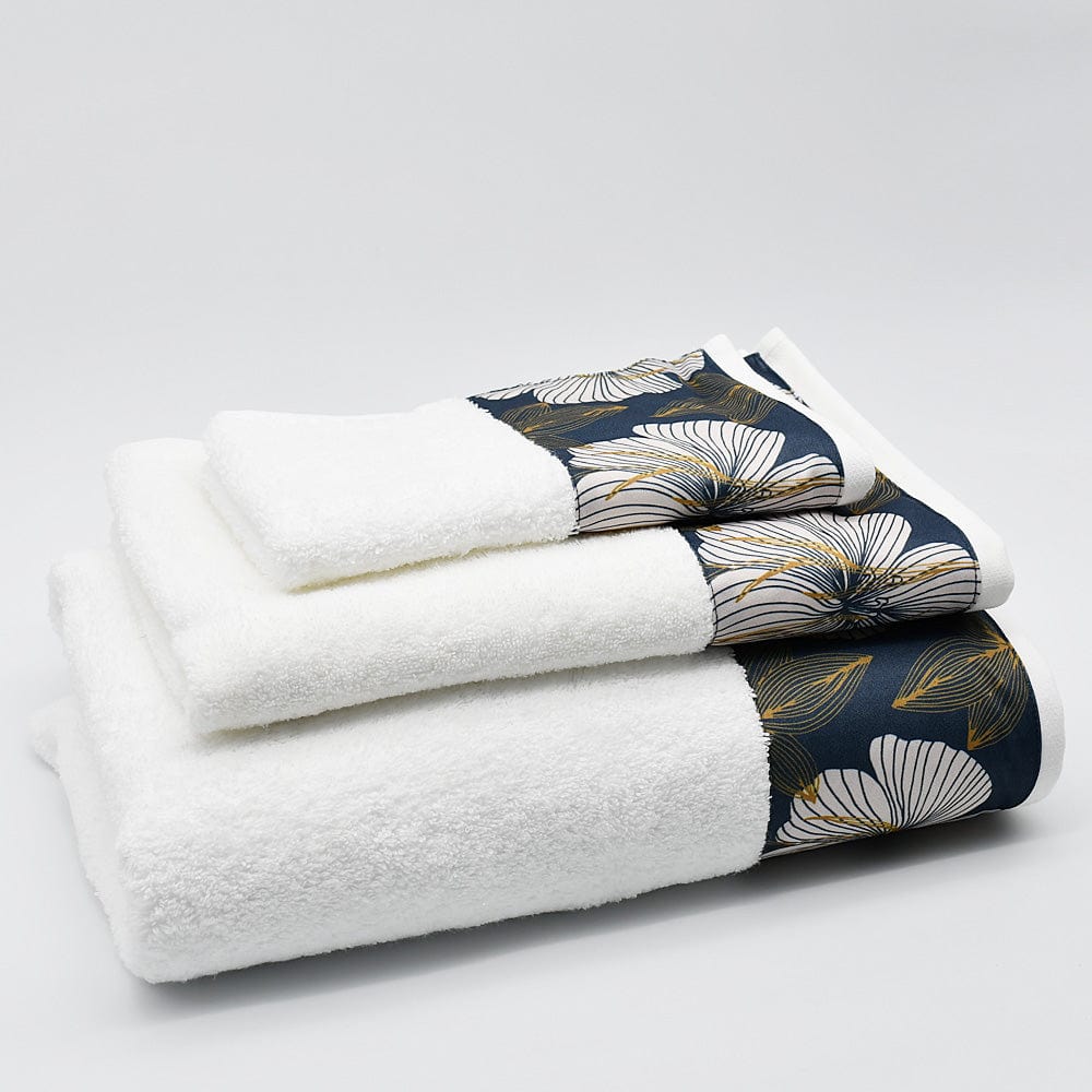 luisa-paix-o-linge-de-maison-alina-parure-de-bain-coton-blanc-bleu image 2